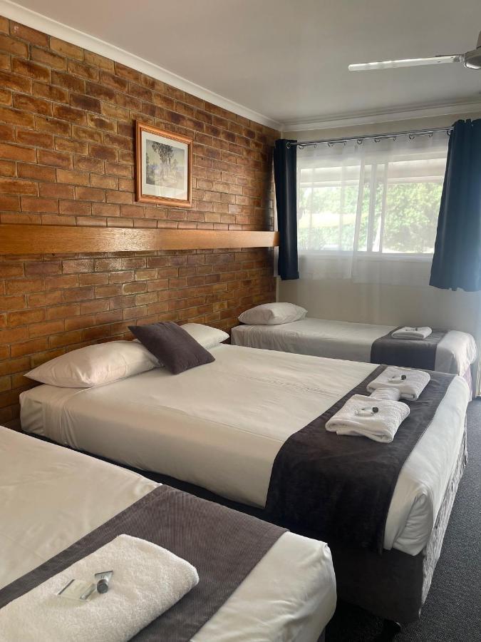 Avocado Motor Inn Childers Exteriör bild