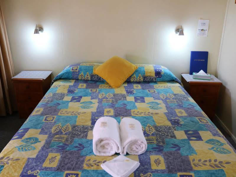 Avocado Motor Inn Childers Exteriör bild